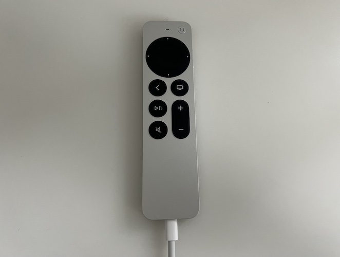 Дистанционная зарядка Apple TV