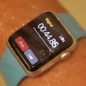 apple watch under water jet