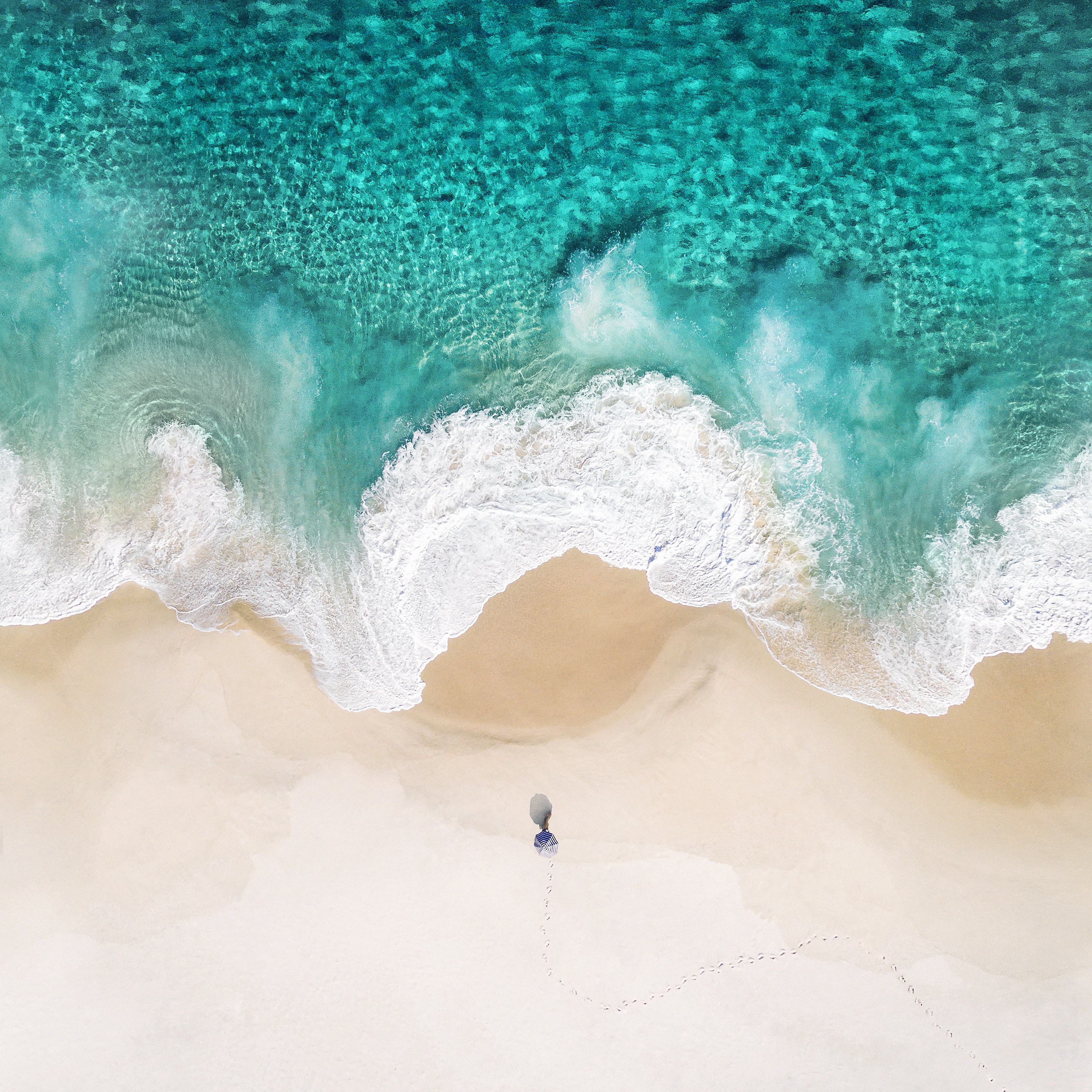 Download And Install The iOS 11 Wallpaper For iPhone, iPad Download And Install The iOS 11 Wallpaper For iPhone, iPad