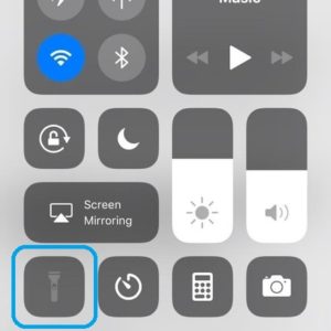 inactive flashlight in ios 11 control center