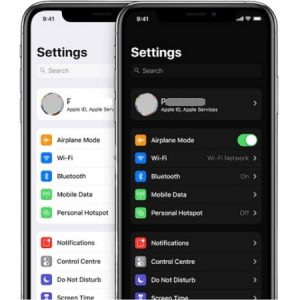 iOS 13 Light and Dark Mode on iPhone.